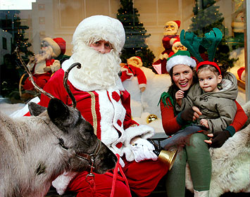 Rudolph het rendier – fotoshoot kerstman